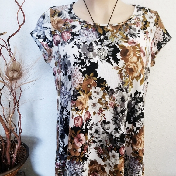 Vibes Sportswear Dresses & Skirts - SALE! Floral Dress | Vibes Sportswear | Plus 2X